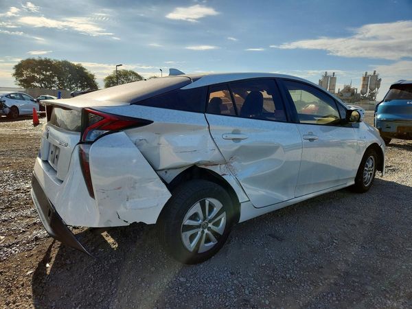 2016 TOYOTA PRIUS One/Two