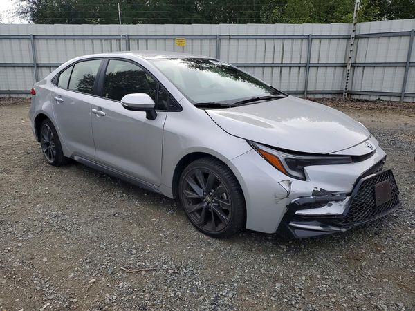 2025 TOYOTA COROLLA LE, XLE, SE — Passenger 3/4