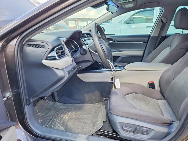 2019 TOYOTA CAMRY