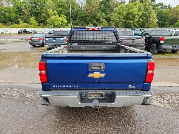 2017 CHEVROLET SILVERADO LT
