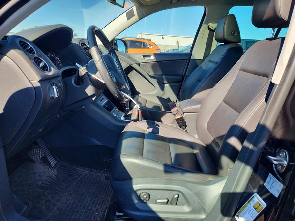 2017 VOLKSWAGEN TIGUAN Wolfsburg 4Motion