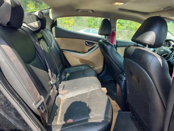 2013 HYUNDAI ELANTRA