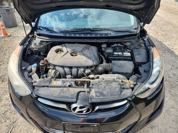 2013 HYUNDAI ELANTRA