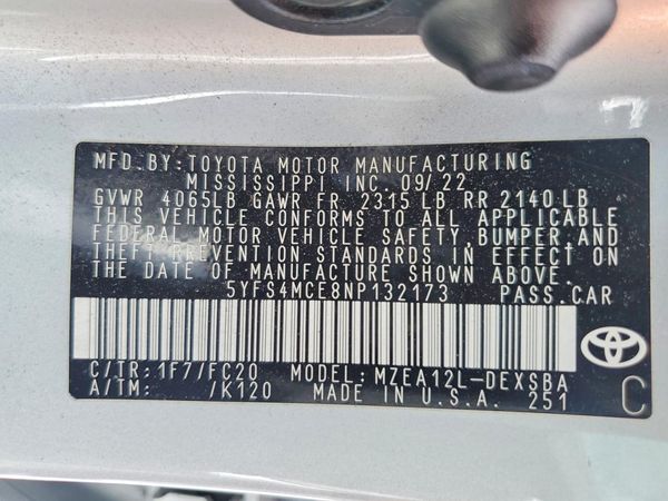 2022 TOYOTA COROLLA
