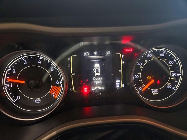 2015 JEEP CHEROKEE Sport