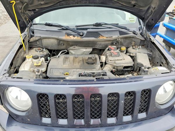 2015 JEEP PATRIOT Sport