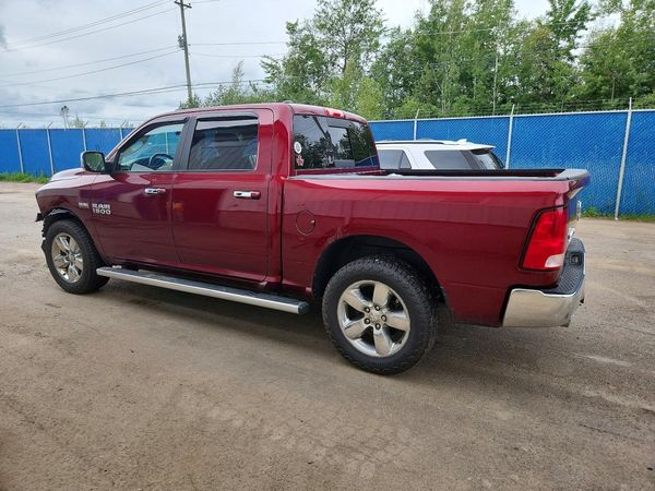 2017 RAM 1500 SLT