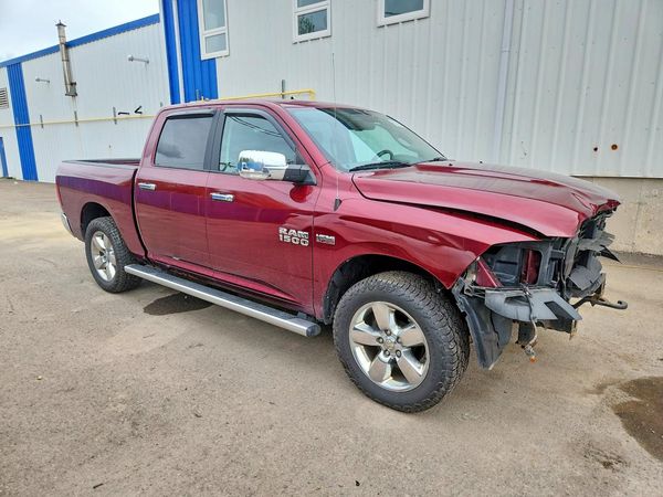2017 RAM 1500 SLT
