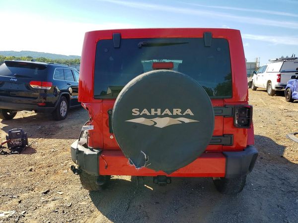 2017 JEEP WRANGLER Unlimited Sahara — DIRR