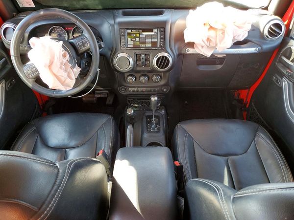 2017 JEEP WRANGLER Unlimited Sahara — CKPT