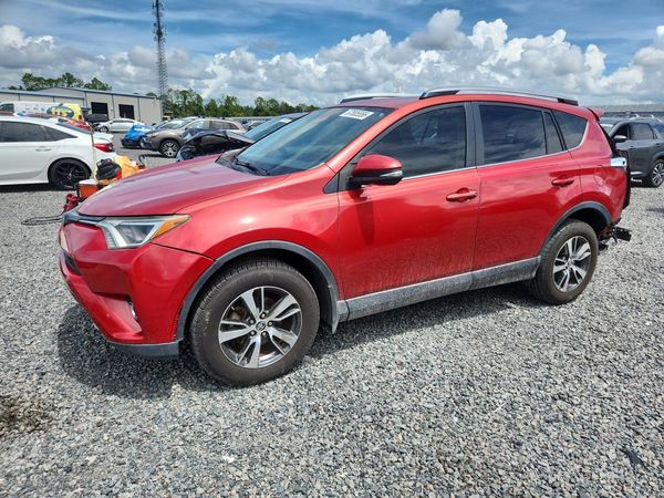 2017 TOYOTA RAV4 XLE