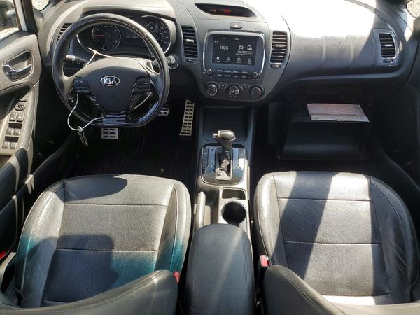 2017 KIA FORTE5 EX Premium, SX