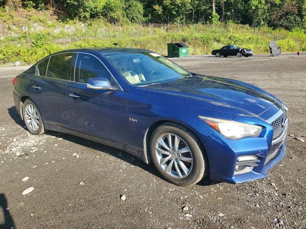 2016 INFINITI Q50