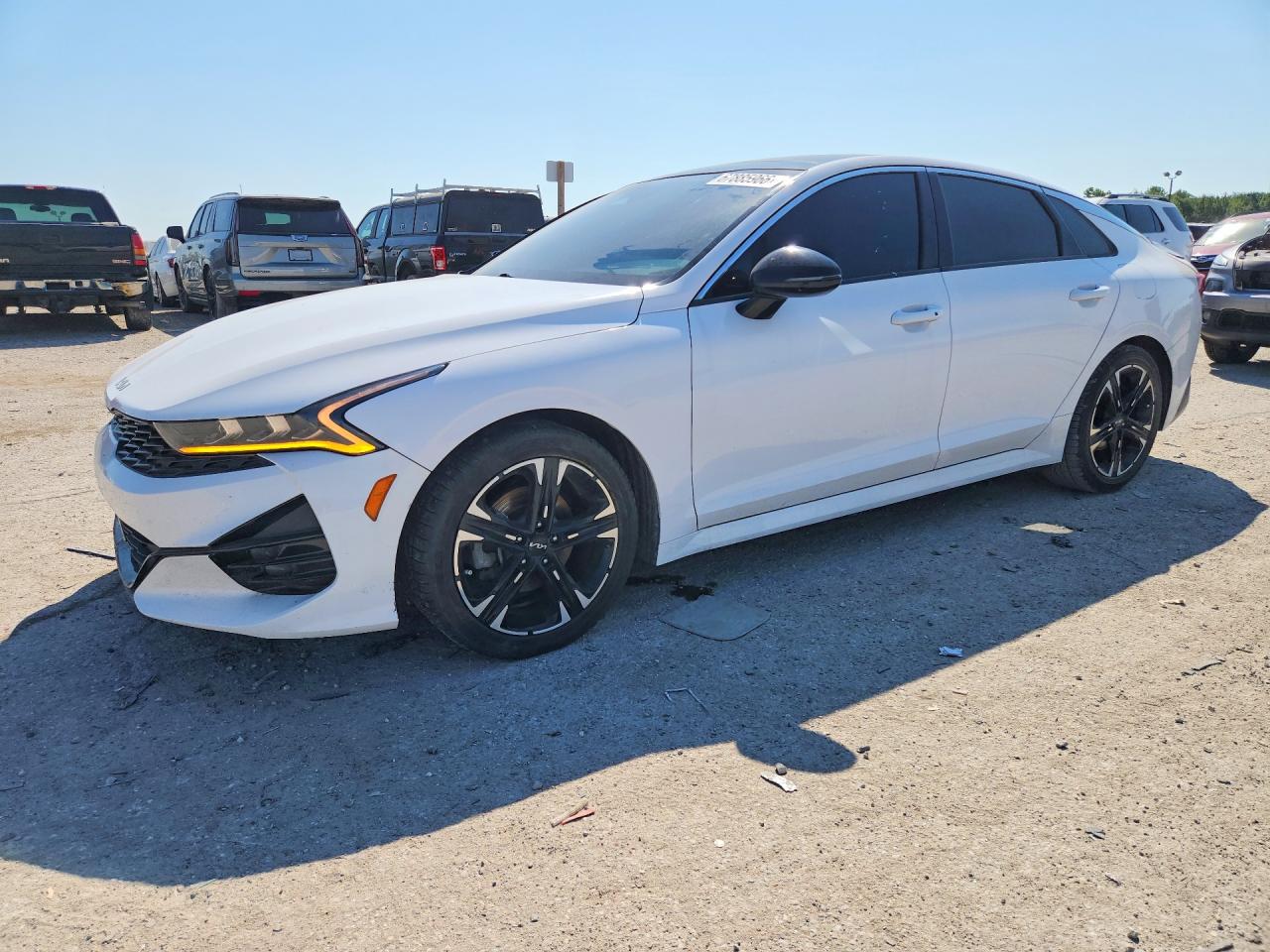 2022 KIA K5