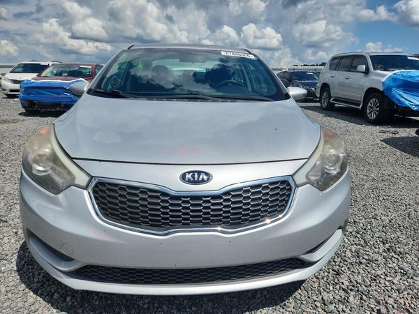 2016 KIA FORTE GL (Middle-Low Grade)