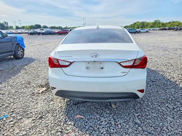 2014 HYUNDAI SONATA