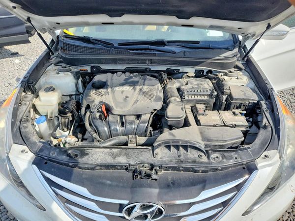 2014 HYUNDAI SONATA