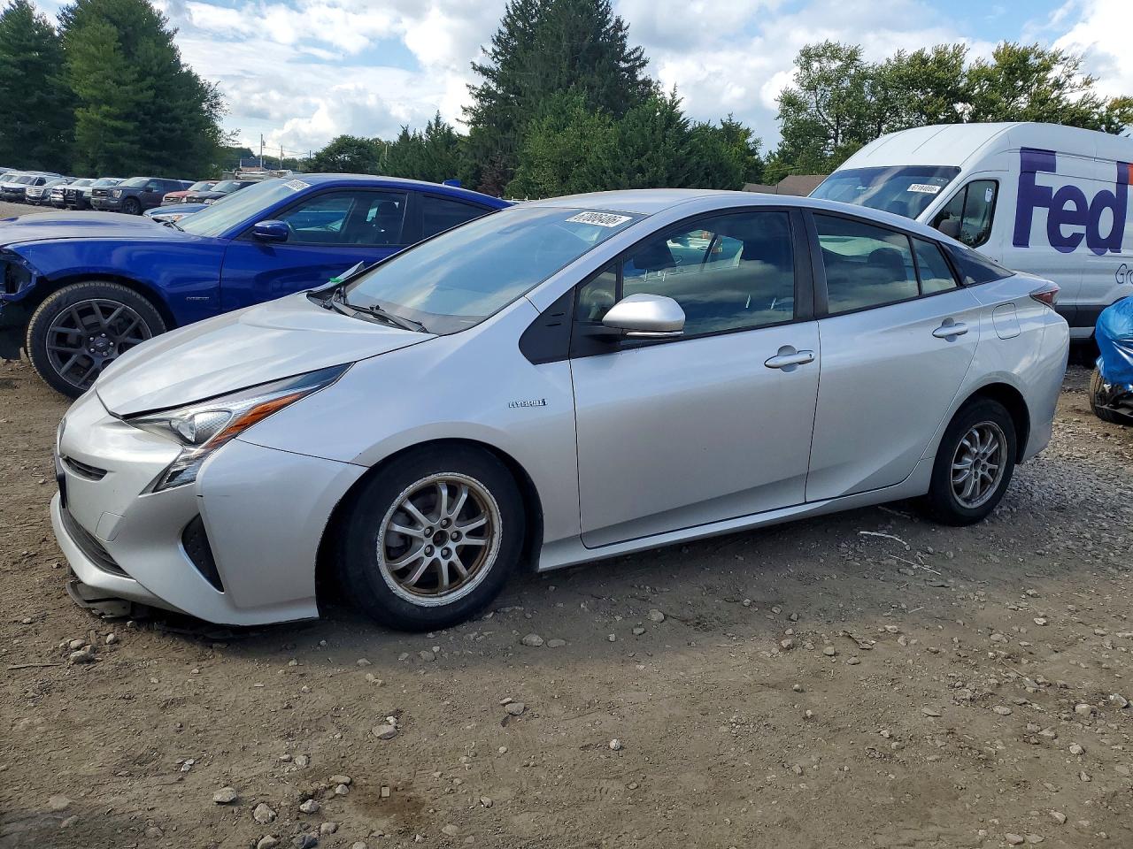 2017 TOYOTA PRIUS One/Two