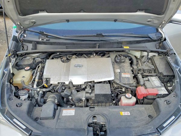 2017 TOYOTA PRIUS One/Two