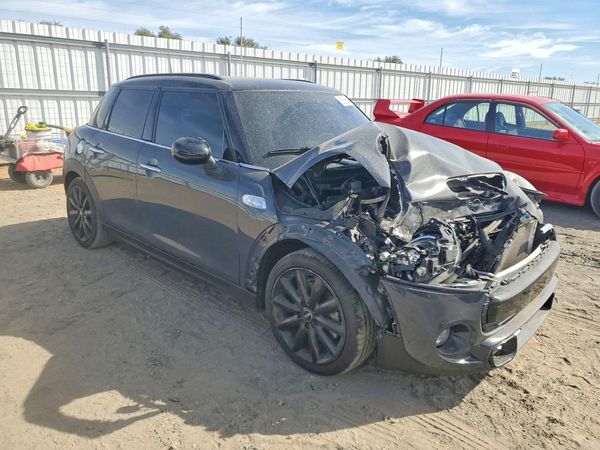 2019 MINI COOPER