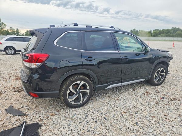 2022 SUBARU FORESTER Touring