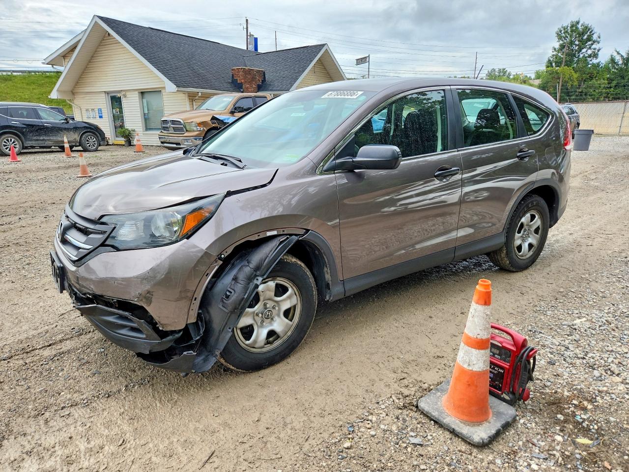 2012 HONDA CRV LX — Front 3/4
