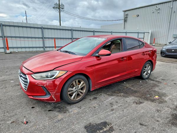 2018 HYUNDAI ELANTRA — Front 3/4