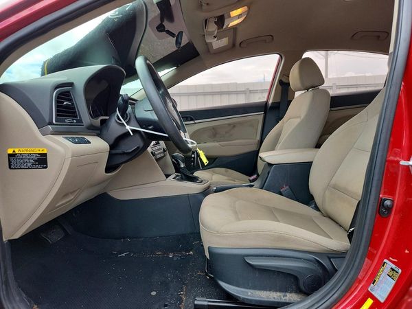 2018 HYUNDAI ELANTRA — DENT