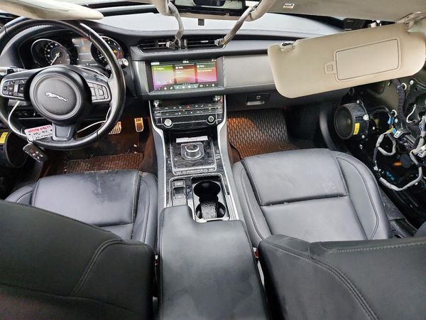 2020 JAGUAR XF