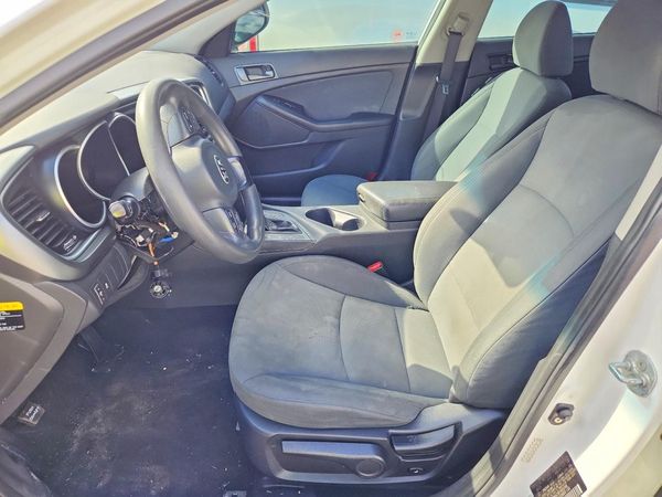2015 KIA OPTIMA GL - Middle-low