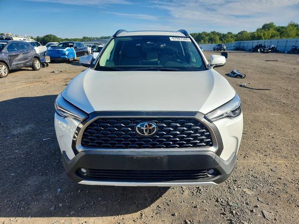 2023 TOYOTA COROLLA CROSS XLE — DIRF