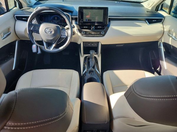 2023 TOYOTA COROLLA CROSS XLE — CKPT