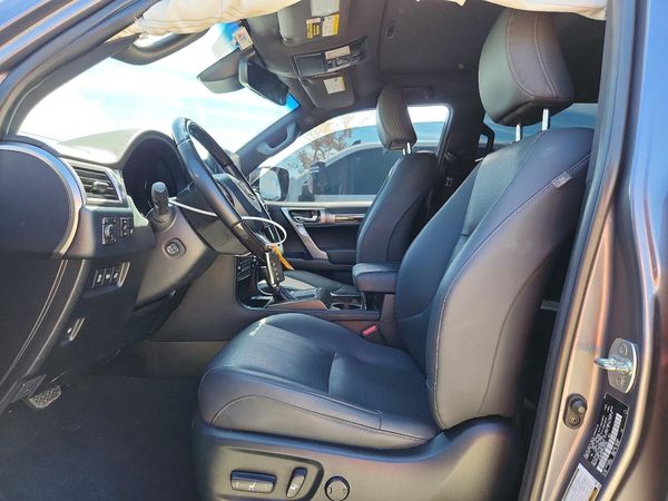 2023 LEXUS GX 460 Premium — DENT