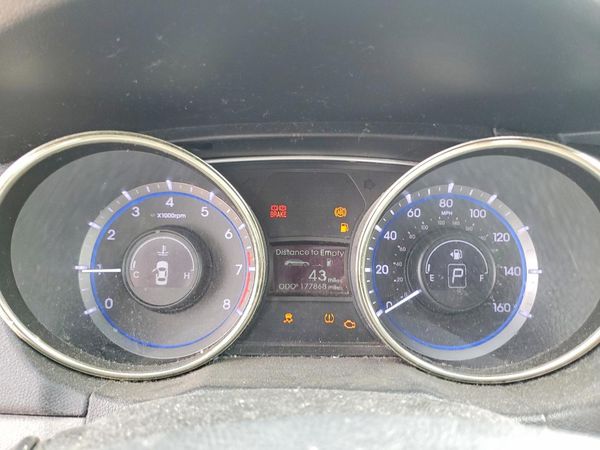 2012 HYUNDAI SONATA