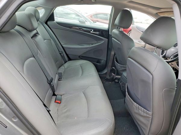 2012 HYUNDAI SONATA
