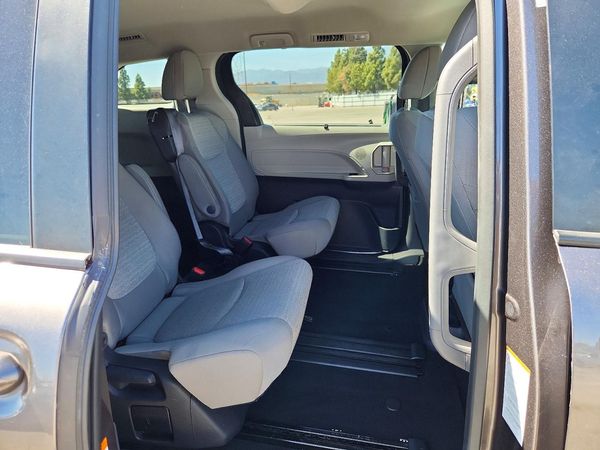 2024 TOYOTA SIENNA