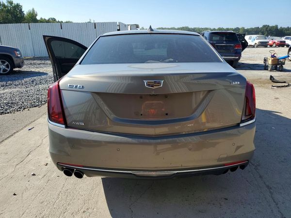 2017 CADILLAC CT6