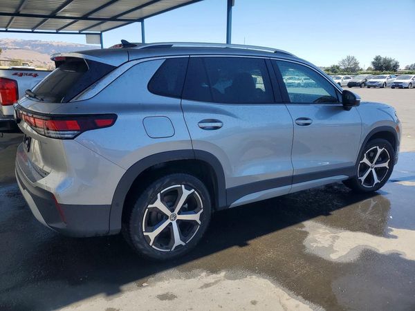 2026 VOLKSWAGEN TIGUAN 4Motion SE