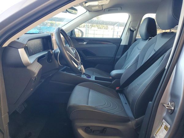 2026 VOLKSWAGEN TIGUAN 4Motion SE