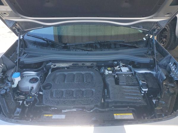 2026 VOLKSWAGEN TIGUAN 4Motion SE