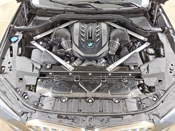 2021 BMW X6 M50i — Engine bay