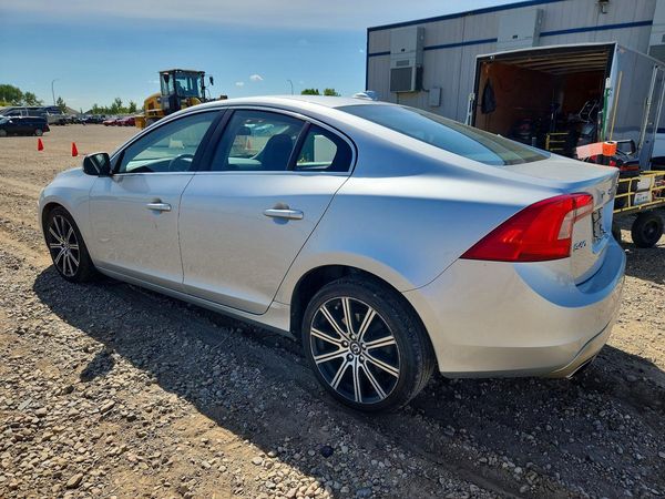 2014 VOLVO S60
