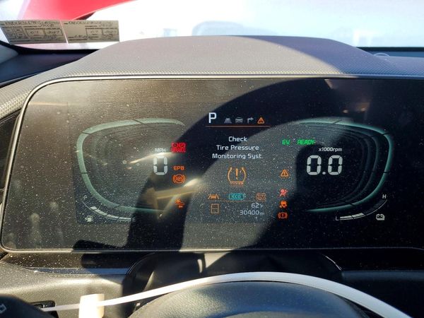 2023 KIA NIRO EX