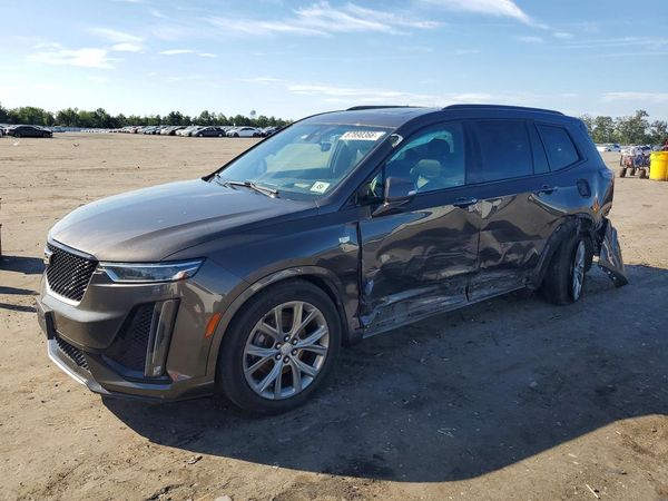 2020 CADILLAC XT6