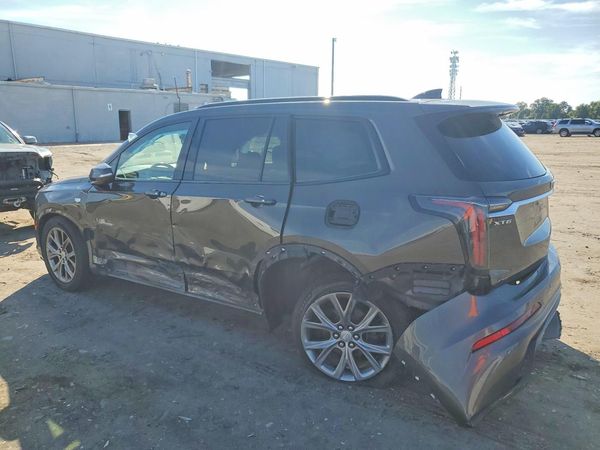 2020 CADILLAC XT6