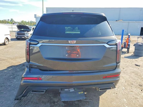 2020 CADILLAC XT6