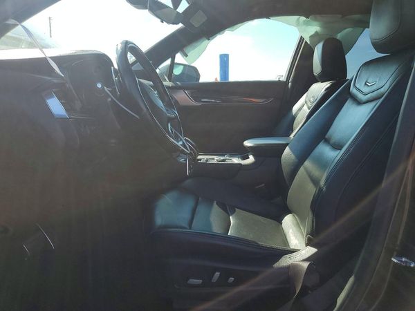 2020 CADILLAC XT6
