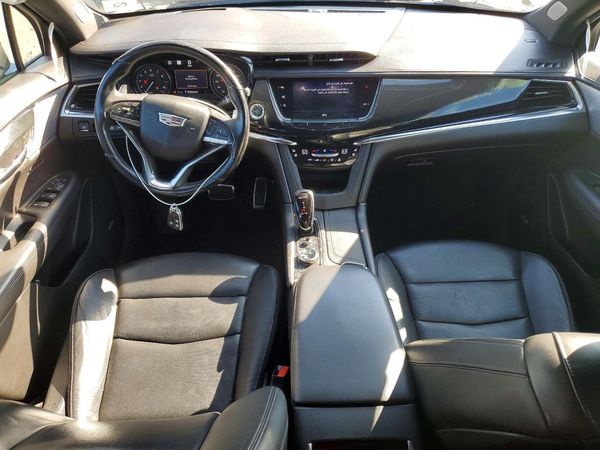 2020 CADILLAC XT6