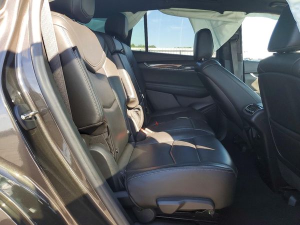 2020 CADILLAC XT6