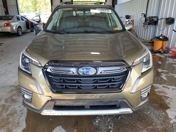 2022 SUBARU FORESTER Touring